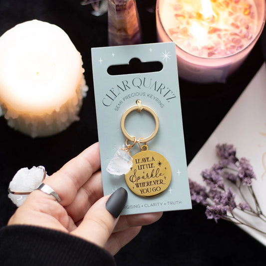 Leave a Little Sparkle sleutelhanger met ruw stukje Bergkristal